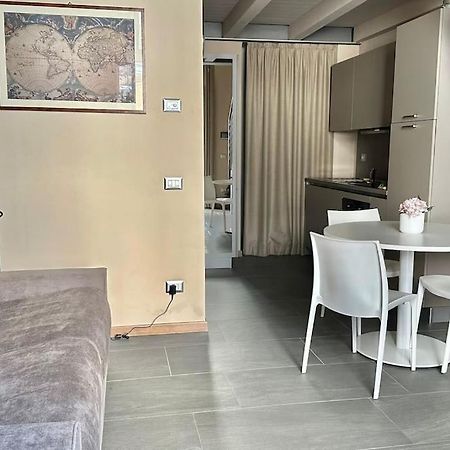Couple'S Dream Loft 100Mt From Duomo And Lake Όπως Εξωτερικό φωτογραφία